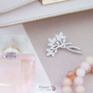 JEWELLYN Flower Brooch เข็มกลัดดอกไม้