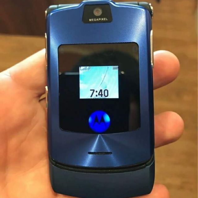 Moto v3i ราคาถูก