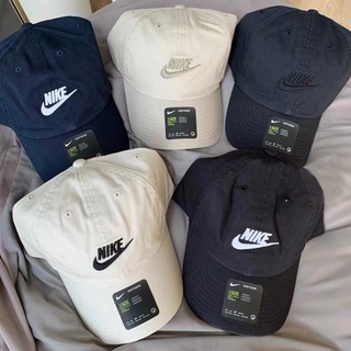 หมวก Nike ของแท้ พร้อมส่ง มาพร้อมป้าย Tag และถุงใส่ หมวกแก๊ป ของแท้ แน่นอน 100 %