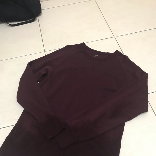 เสื้อกันหนาว Uniqlo