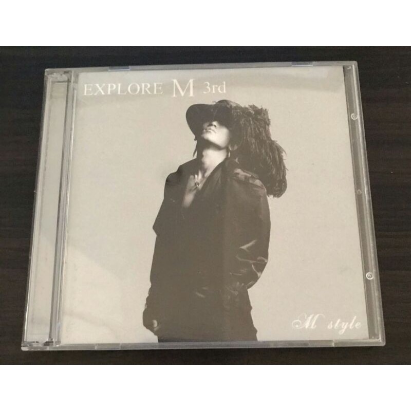 ซีดีเพลงของแท้ ลิขสิทธิ์ ฟังเอง สภาพดี...“Lee Min-woo” หรือ “M” อัลบั้ม “Explore M 3rd”