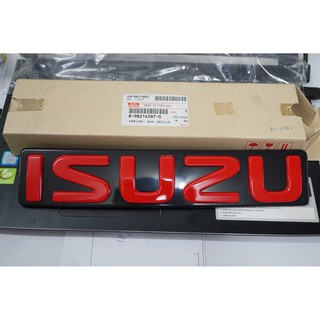 ของแท้ป้ายโลโก้กระจังหน้าISUZU สำหรับ MU-X MUX 11-20 D-MAX 2012-19 สีแดงพื้นดำ 31.3x6.5cm ติดตั้งด้วยขาเสียบด้านหลัง