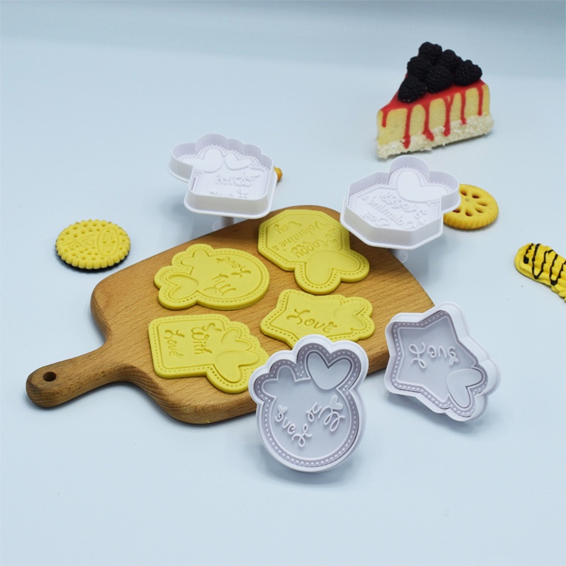 Cc 4 PCS วันวาเลนไทน์ Themed เครื่องตัดคุกกี้ลายนูนแม่พิมพ์ Stamper พลาสติก Moulds