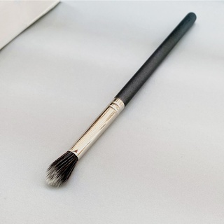 MAC286s Eye Stippling Brush Multi functional Conical Nose Shadow Concealer Makeup Brush