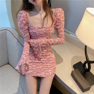 🎄Dresses🎄เดรสลายดอกไม้ฝรั่งเศสย้อนยุคคอสี่เหลี่ยมเอวกระเป๋าสะโพกกระโปรง 2021 อารมณ์ใหม่กระโปรงแขนยาว tide