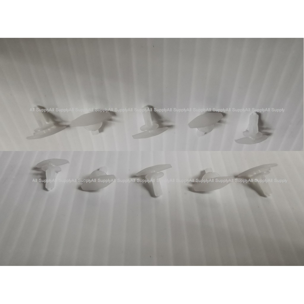 โปรลดพิเศษ กิ๊บรถยนต์ / กิ๊บยางขอบประตู Toyota / Isuzu Tiger  (ตัวสีขาว)/ TFR / D-Max (10ชิ้น) คุณภา