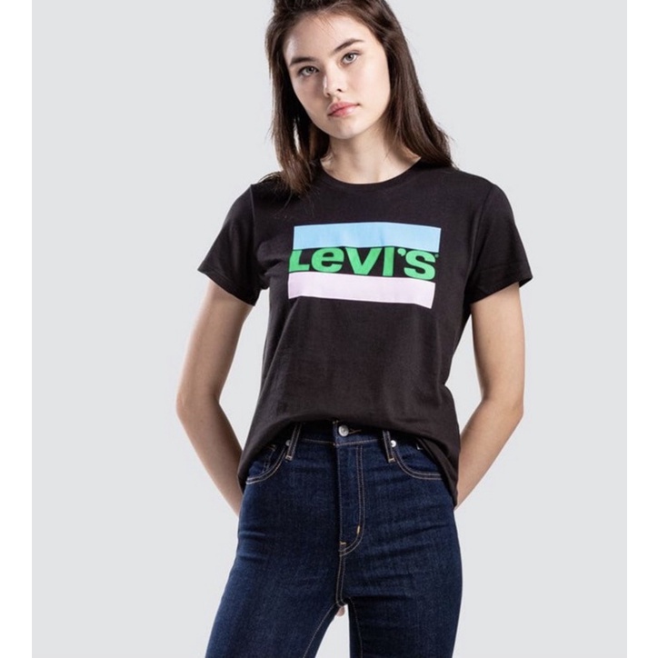 เสื้อยืดผู้หญิง Levi’s (ลีวายส์) ของแท้ ของใหม่ ป้ายห้อย ไซด์ L ลด 50% เสื้อยืดผู้ชาย เสื้อยืดผู้หญิง