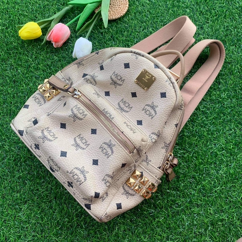 MCM mini backpack สวยสภาพดีมาก