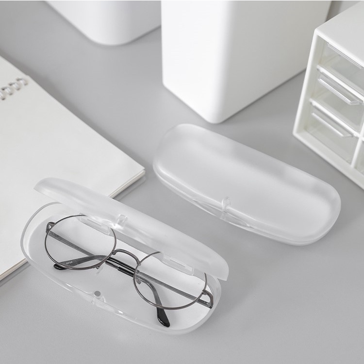 🛒พร้อมส่ง🛒กล่องใส่แว่นสีใส / กล่องเเว่นแม่เหล็ก (minimal clean)