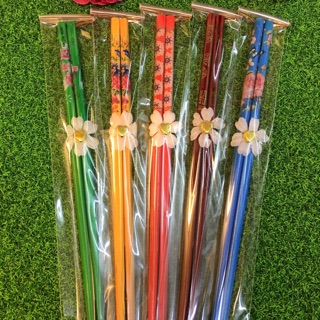 ของชำร่วย ตะเกียบไม้ คละสี คละลาย