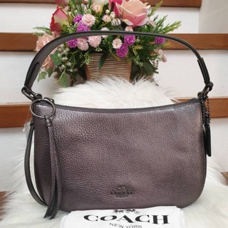 Coach 76435 sutton crossbody bag  ขนาด 11" (L) x 7.5" (H) x 2.75" (W)  สี matallic graphite  งาน shop มาพร้อมถุงผ้า