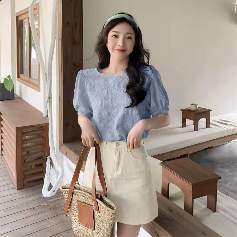 Monday2020 เสื้อผญแฟชั่น2022 🌼ใหม่เสื้อคอกลม แขนตุ๊กตา 🧸เสื้อเชิ้ตลายดอกไม้ 🌼 ทรงหลวม🌷 ใส่กับกระโปรงหรือกางเกงก็สวยหมด🌟 - รูปที่ 7