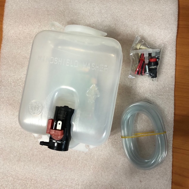 BPG กระป๋องฉีดน้ำฝน MITSUBISHI TRITON 2005 - 2014ไททัน พร้อมมอเตอร์ คอ ฝา ชุดละ