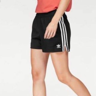 กางเกงอออกกำลังกายขาสั้นมีซับใน..พร้อมส่งและส่งฟรี