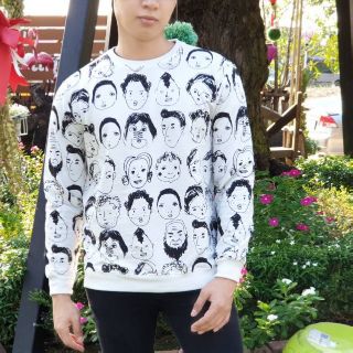 [ลดพิเศษ] เสื้อยืดแขนยาวแนวสตรีท