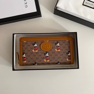 หนังแท้ทั้งใบ💯% Disney x Gucci zip around wallet