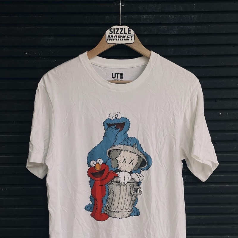 Uniqlo x KAWS x SESAME STREET