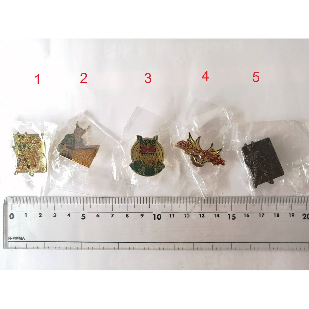 ของแท้ เข็มกลัด มาส์คไรเดอร์ อะคิโตะ 1 [M03-644_028A]