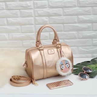 🌵สินค้าขายดี ขนาด มินิ  สวยมากคะ  &gt;&gt;  รุ่น KEEP  leather Pillow bag 🍭