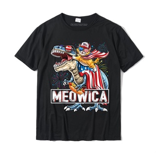 【🔥🔥】Meowica Cat T Rex Dinosaur 4 July เสื้อกันหนาว คอกลม แขนสั้น ผ้าฝ้าย ลายธงอเมริกัน เรียบง่าย สําหรับผู้ชาย คู่รัก