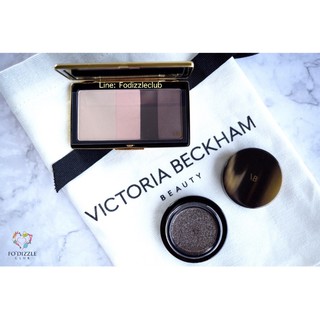 Victoria Beckham Beauty Smoky Eye Brick เฉดสี "Signature" โทนสีวอร์มเบจ และ ชมพู ที่เรียงเข้ากันเป็นผืนเดียว