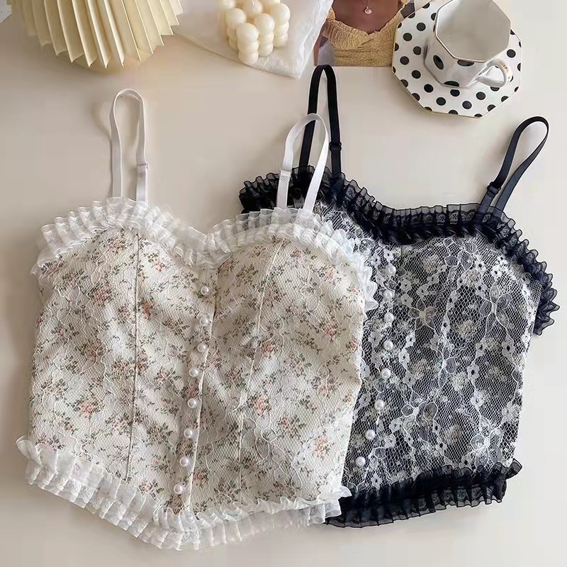 สินค้าพร้อมส่งจากไทย LadyCloset Shop (N609) เสื้อครอปสายเดี่ยว ลายดอก แต่งลูกไม้ ผ้านุ่มใส่สบาย