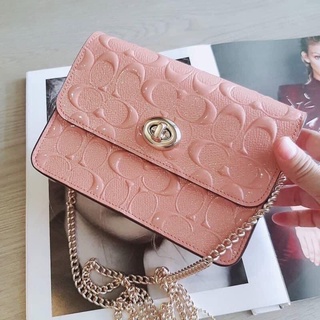 👛👛🌸ชมพูหนังแก้ว  ✅ พร้อมส่ง  BOWERY CROSSBODY IN SIGNATURE LEATHER สีหวานน่ารักมากก