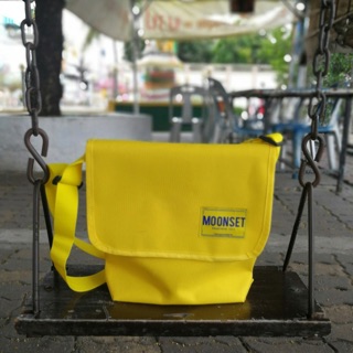 Tiny Crossbody in Yellow