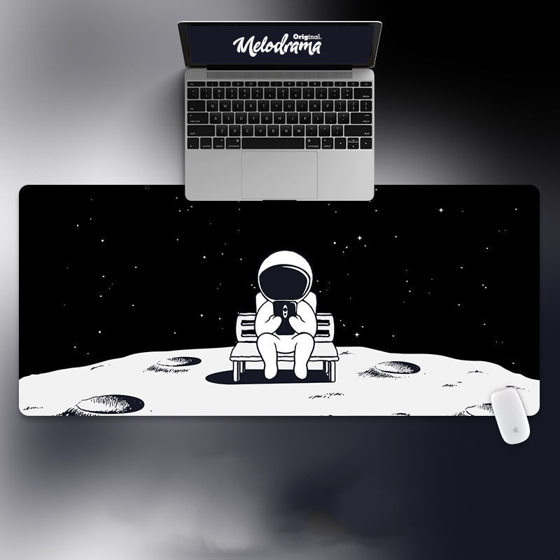 แผ่นรองเมาส์ ลายนักบินอวกาศน่ารัก ขนาดใหญ่ 90x40 80x30 21x26 กันลื่น สําหรับเล่นเกม แล็ปท็อป
