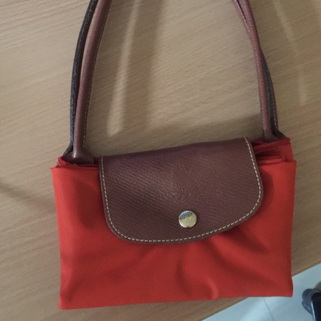 กระเป๋า Longchamp ของแท้ มือสอง