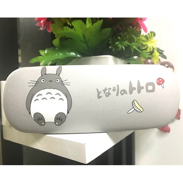 กล่องแว่น กล่องแว่นตา ลายการ์ตูน Glasses case ลาย TOTORO GRAY โทโทโร่ เทา เห็ด ผลิตจากวัสดุอย่างดี น่าใช้งาน สวยงาม