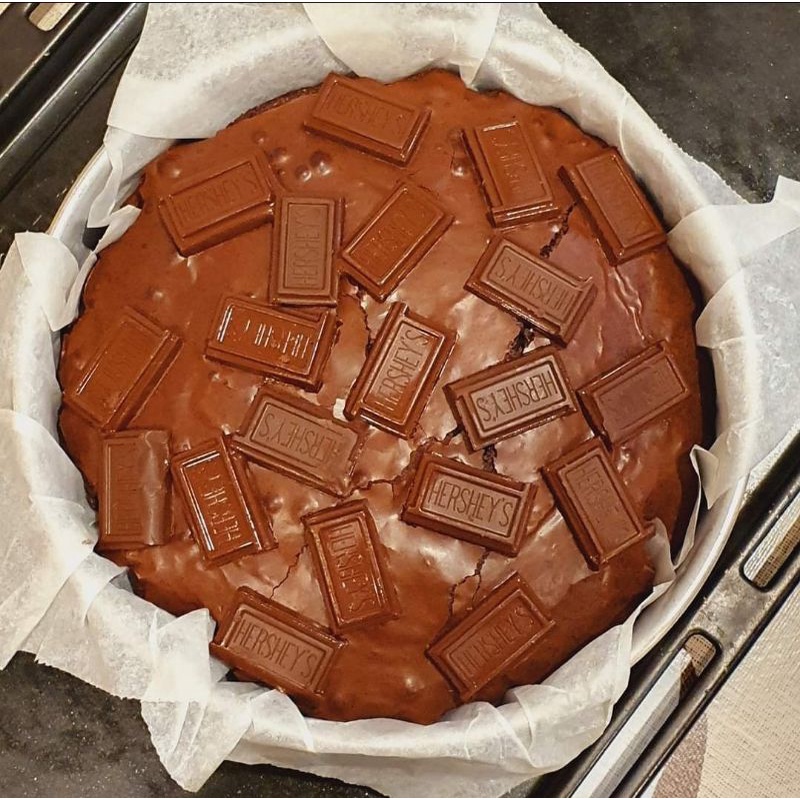 Dark Chocolate Brownie with Hershey Bar ขนาด 1 และ 2 ปอนด์ - Oven Talk