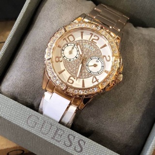 Guess Ladies Sassy Watch Stanless Rosegold  สายสแตนเลสโรสโกลด์ ขนาด 36 mm.ล้อมด้วยคริสตัลด้านในสีขาวสวยหรูมากๆ