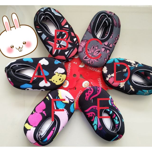 ถุงเท้าslipperเด็ก2-4ปี ใส่ในบ้านกันลื่น#ราคาถูก