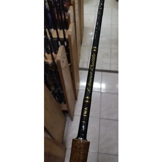 คันเบส​ IWA 8ฟุต​ เวท​15-30lb  พร้อมส่ง​ 2ท่อน