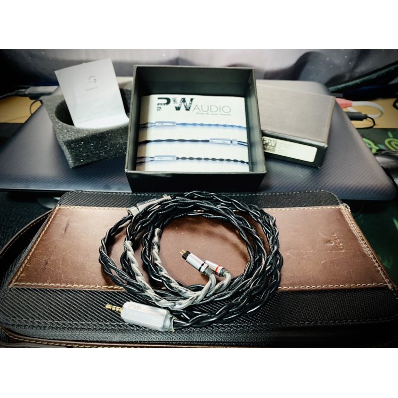 PW Audio 1980s 2-Pin 2.5