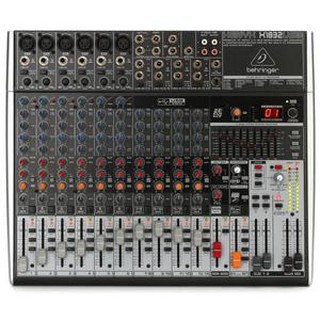 มิกเซอร์ BEHRINGER XENYX QX1832USB Mixer