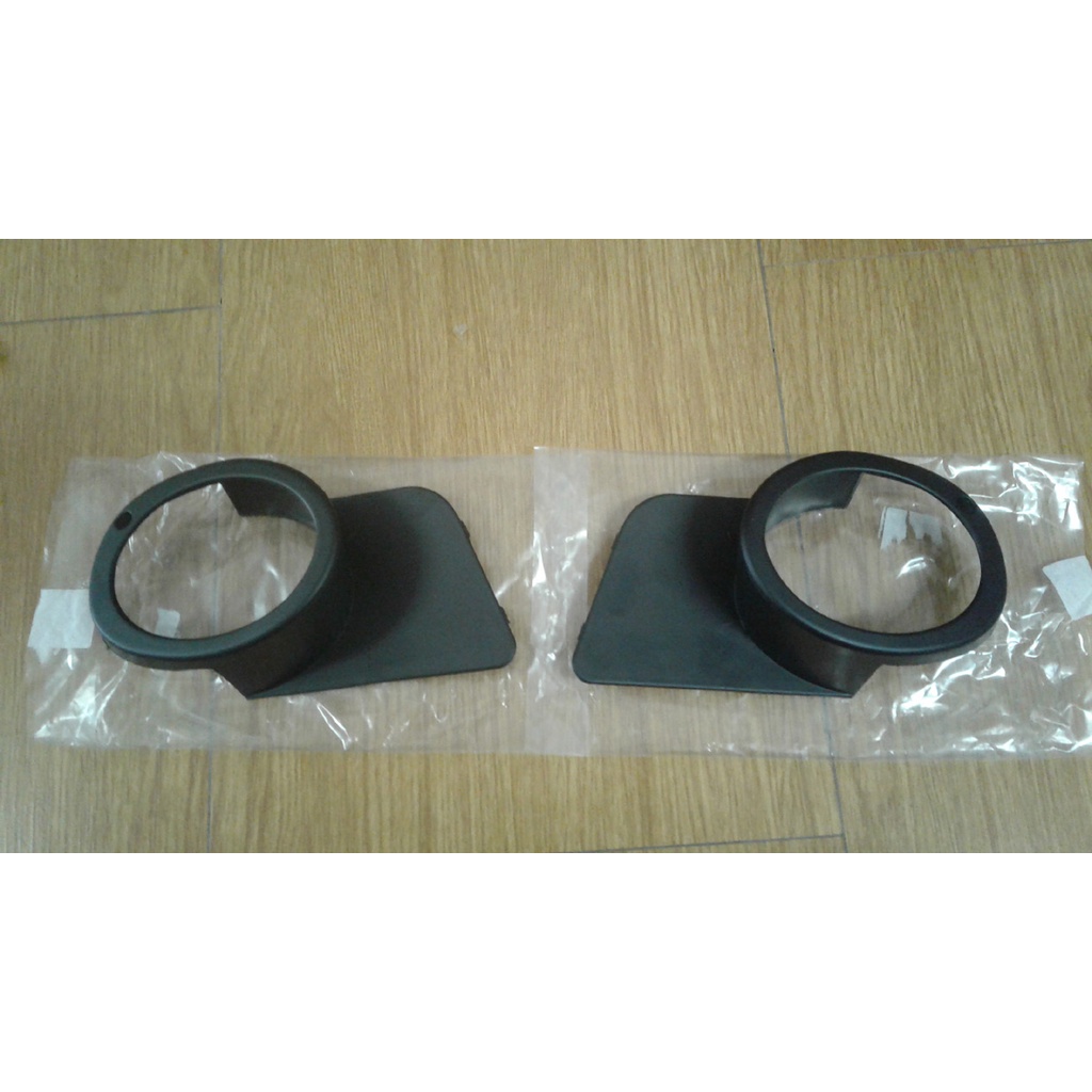 พลาสติกครอบไฟตัดหมอก BMW E39