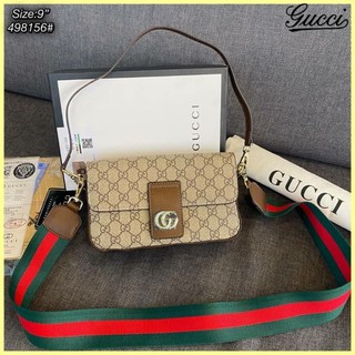 🎒กระเป๋าแบรนด์ ::#Gucci #กุชชี📍เกรด :: Premium👒ขนาด  :: 9  นิ้ว(โดยประมาณ)😁อุปกรณ์ :: ถุงผ้า  การ์ด  กล่อง