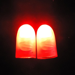 นิ้วปลอมมีไฟ Led สีแดงพร็อพสําหรับเล่นมายากล 2 ชิ้น