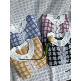 new cardigan ครอปลายตาราง