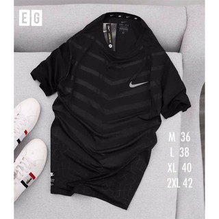 NIKE เสื้อออกกำลังกายผู้ชาย