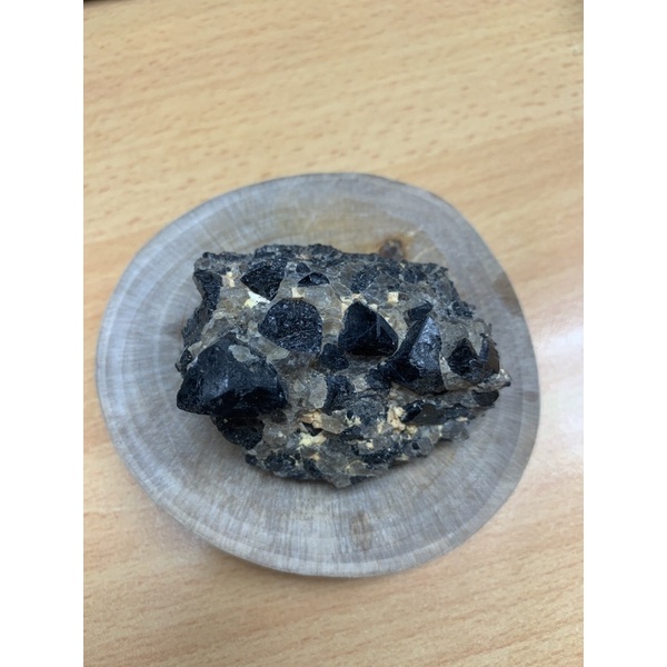 Crystal Black Tourmaline 黑金石原 N14