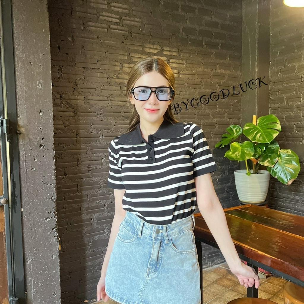 MesubShop เสื้อโปโล ทรงคอโปโลแขนสั้น แต่งทอลายคาดเส้น เนื้อผ้านุ่ม ใบลาน B-026-4-B