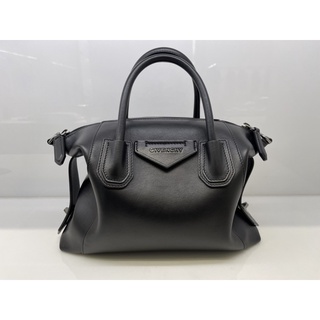 Givenchy Antigona soft small bag รุ่นฉลองครบรอบ 10 ปี จีวองชี่ รุ่นฮิต