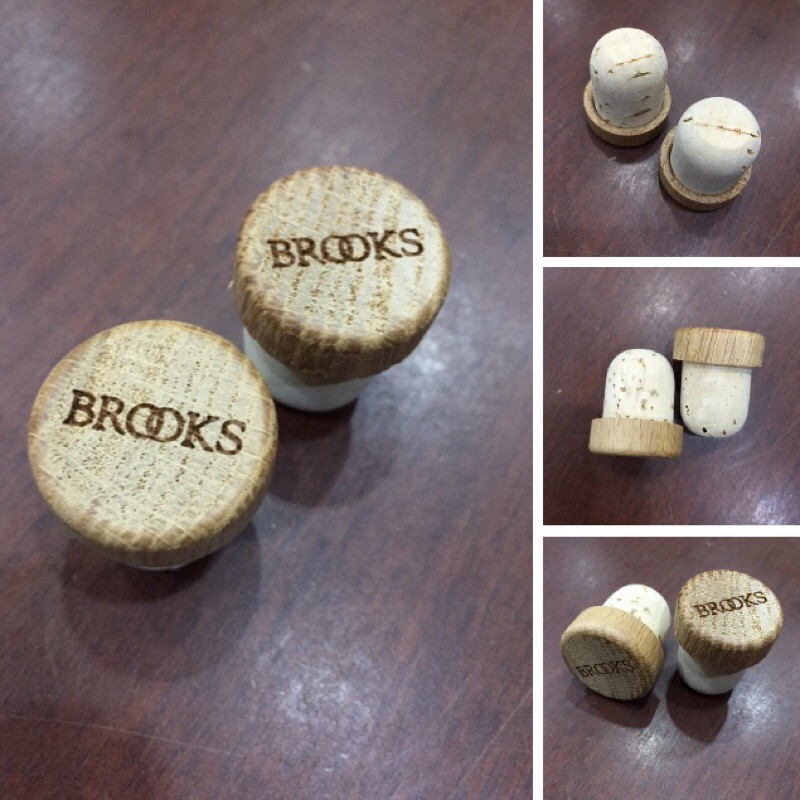 BROOKS ENGLAND: BROOKS CORK BAR PLUGS จุกปิดปลายแฮนด์จักรยาน ไม้คอร์ก