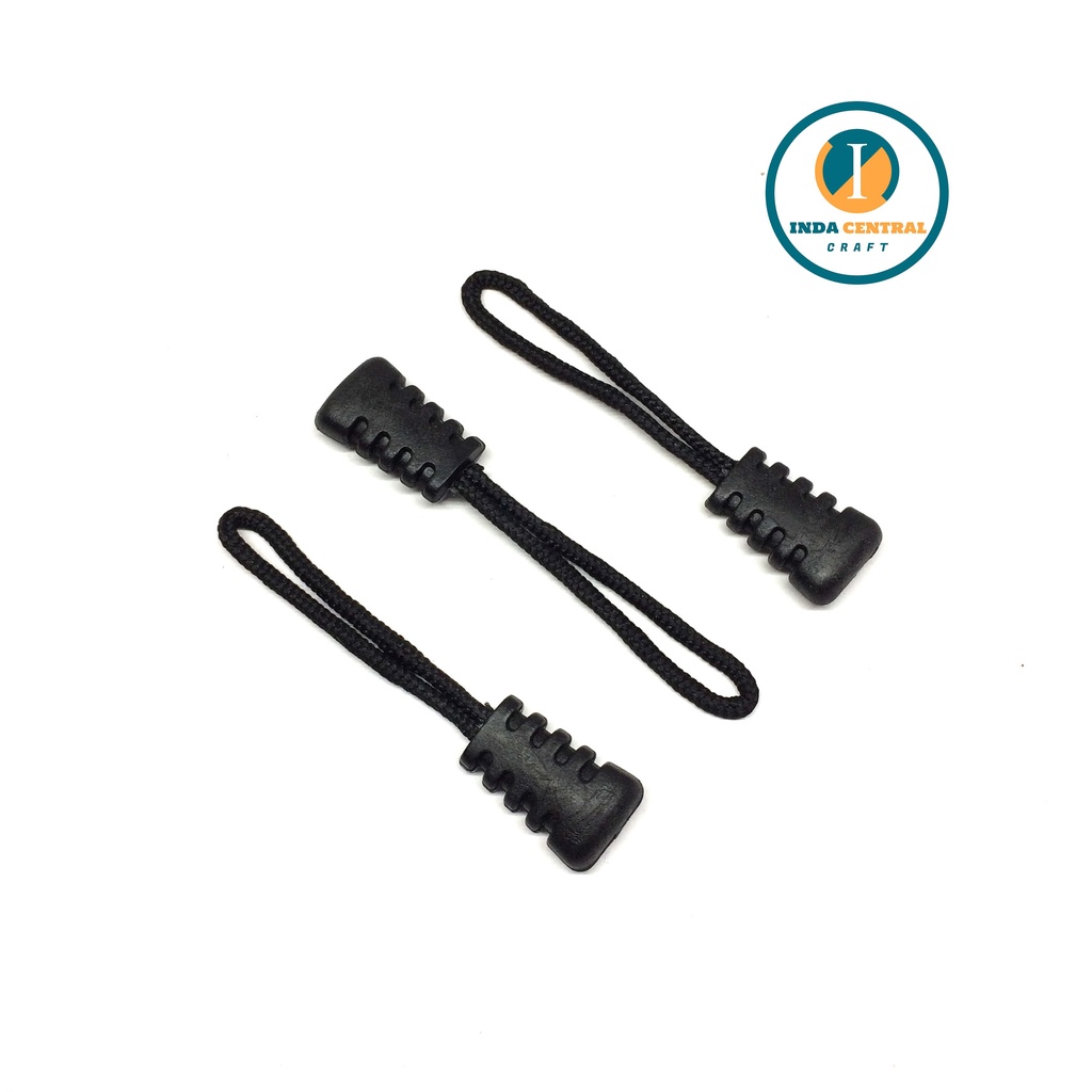 BLACK MIC MODEL BAG ZIPPER PULLER