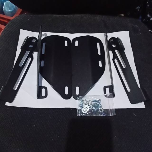 SERPO NMAX NEW NMAX OLD LEXI WHINDLIELD BRACKET 3MM THICKNESS PLUS BOLT