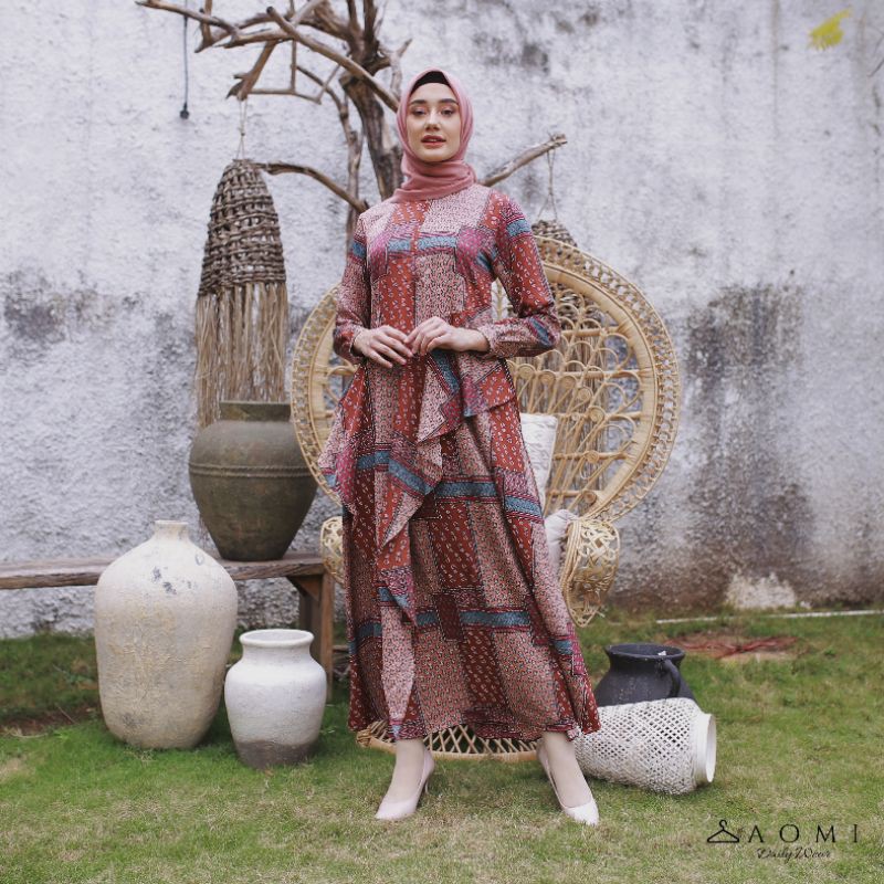 Gamis Maxmara Gamis Maxmara Lux Gamis เสื้อผ้าปาร์ตี้ Gamis เสื้อผ้าปาร์ตี้ (อิฐ)