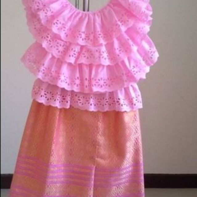 ชุดไทยเด็กหญิง ชุดไทยประยุกต์ เสื้อ ผ้าถุงแพรวา น้อง 3-7 ปี พร้อมส่ง